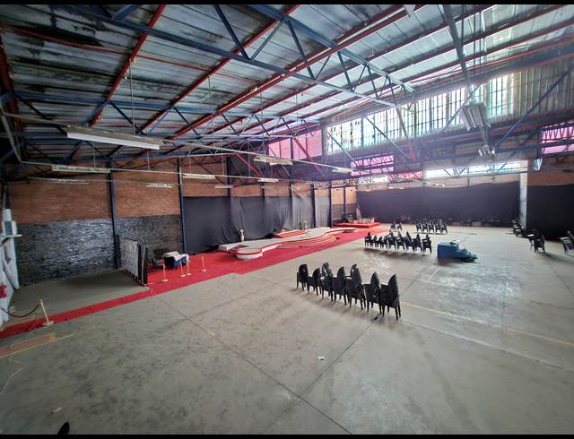 2,400M² WAREHOUSE TO LET IN PRETORIA WEST