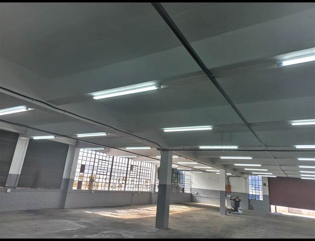 1,200M² SHOWROOM RENTED IN MAITLAND