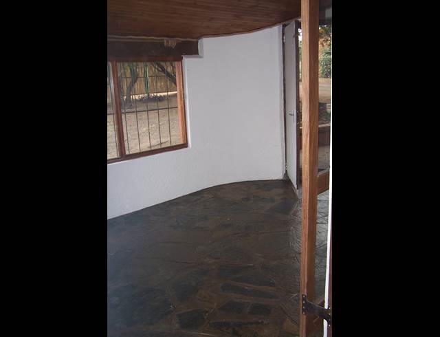 2 bed property to rent in NIETGEDACHT 535-JQ