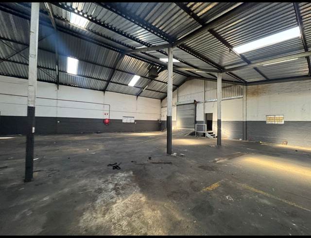 422M² WAREHOUSE TO LET IN SEBENZA
