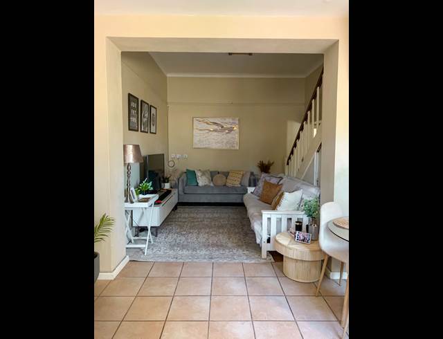 2 bed property to rent in PAGLANDE