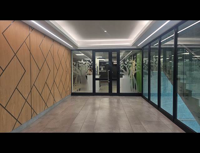 533M² OFFICE TO LET IN IRENE