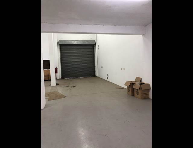 300M² MINI FACTORY TO LET IN UMHLALI