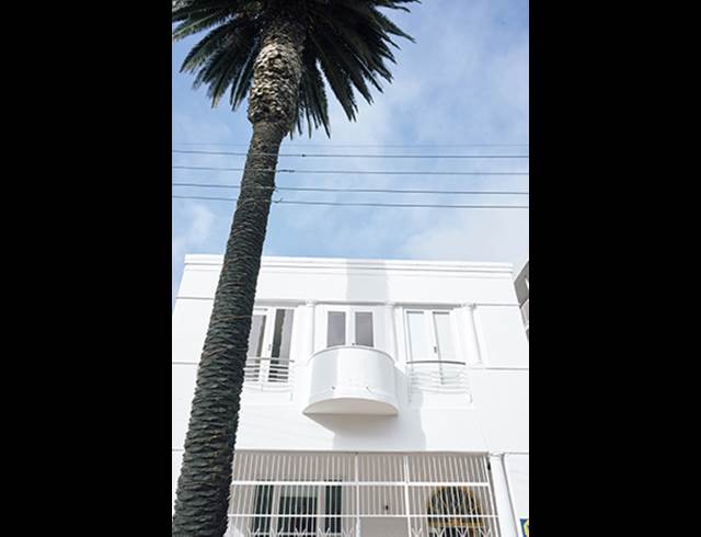 333M² BUILDING TO LET IN GARDENS