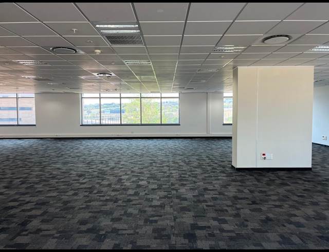 4,100M² OFFICE TO LET IN WATERFALL