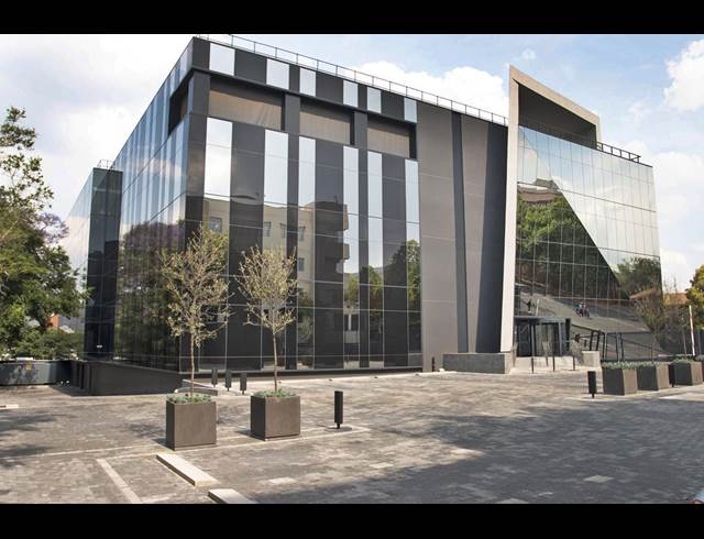 1,471M² OFFICE TO LET IN ILLOVO