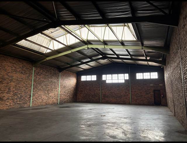 410M² WAREHOUSE TO LET IN PROLECON