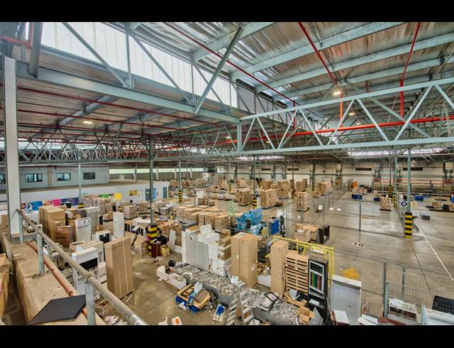 10,000M² WAREHOUSE TO LET IN RIVERHORSE VALLEY