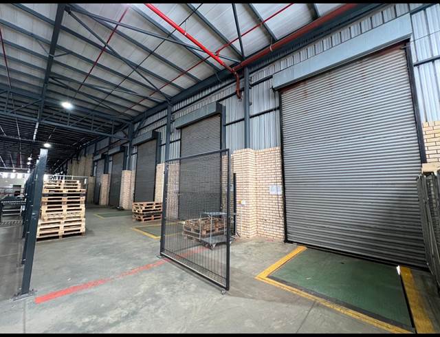 7,487M² WAREHOUSE TO LET IN STRIJDOMPARK