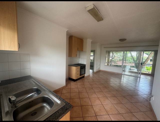 2 BEDROOM APARTMENT RENTED IN BRYANSTON