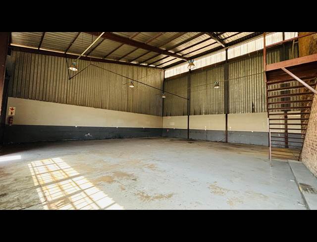 408M² WAREHOUSE TO LET IN ROBERTVILLE