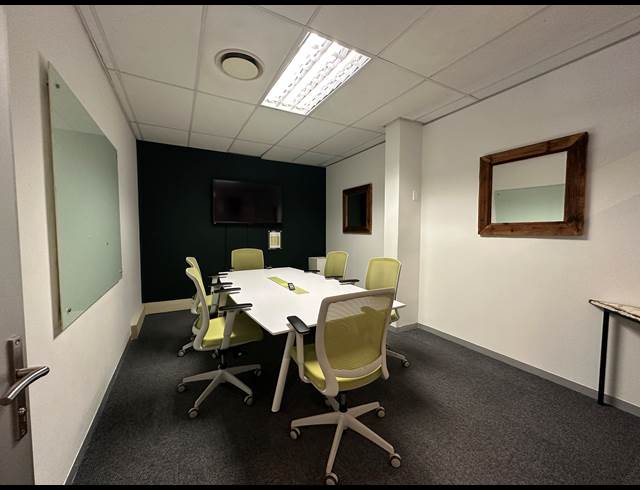 25M² CO-WORKING SPACE TO LET IN CENTURION CENTRAL