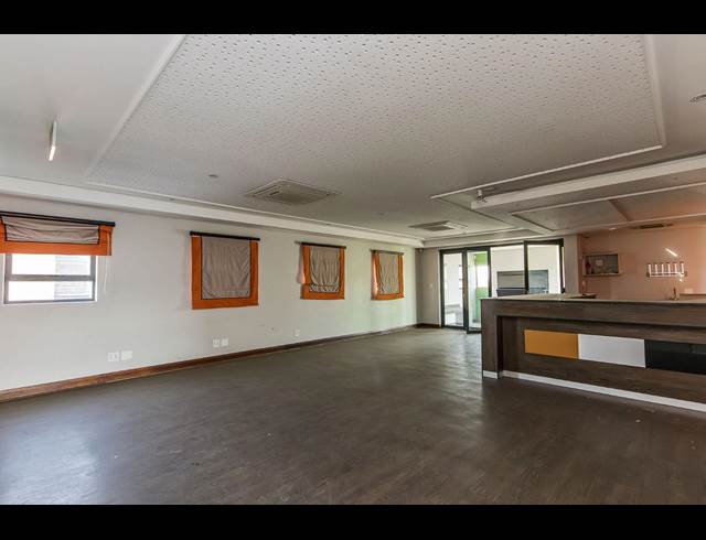 2,360M² WAREHOUSE TO LET IN WYNBERG
