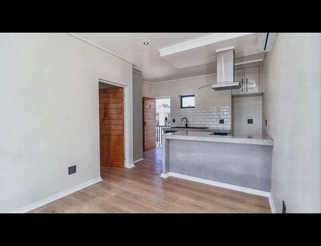 1 BEDROOM APARTMENT TO LET IN GEORGE SOUTH
