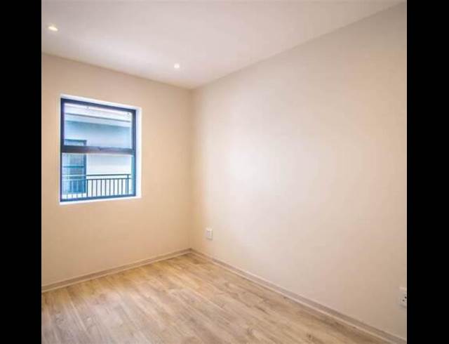 2 bed property to rent in TOWNSEND ESTATE