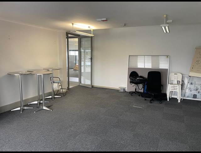 236M² OFFICE TO LET IN BROOKLYN