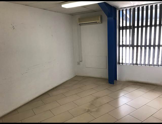 363M² FACTORY TO LET IN WESTMEAD