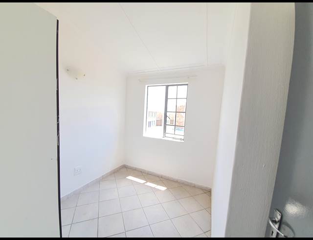 3 BEDROOM PROPERTY TO RENT IN WINDMILL PARK