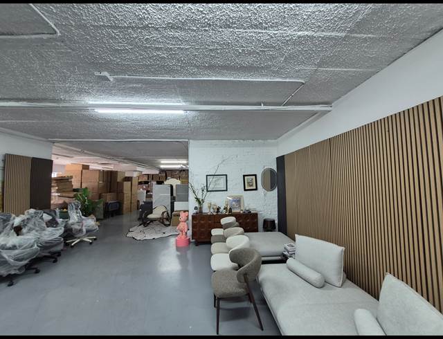 255M² OFFICE TO LET IN KRAMERVILLE