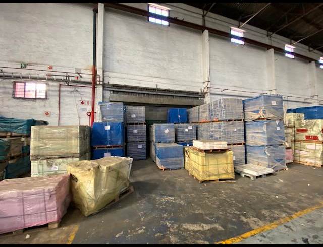 4,200M² WAREHOUSE TO LET IN MOBENI