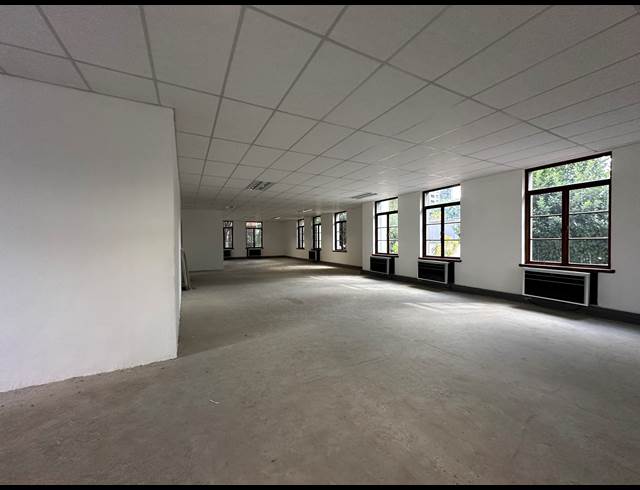 188M² OFFICE TO LET IN SANDTON CENTRAL