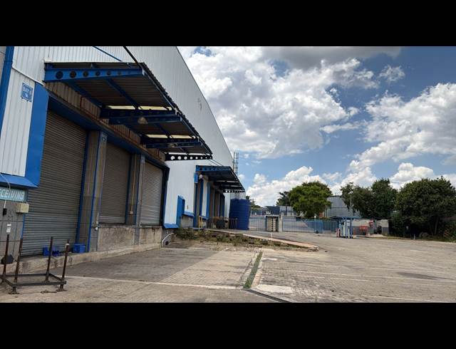 6,876M² WAREHOUSE TO LET IN RANDJESPARK