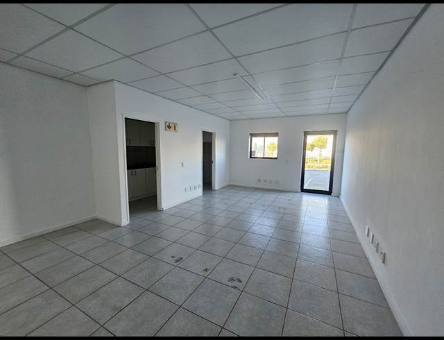 420M² WAREHOUSE TO LET IN RIVERGATE