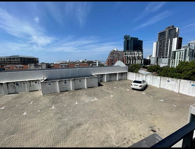 1,560M² OFFICE TO LET IN DE WATERKANT