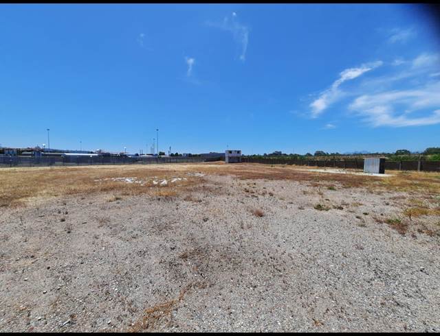 6,536M² VACANT LAND TO LET IN PAROW INDUSTRIAL