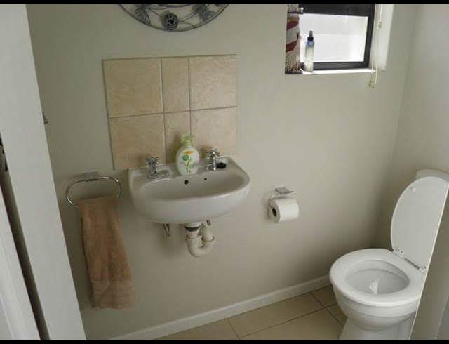 2 bed property to rent in REUNION PARK