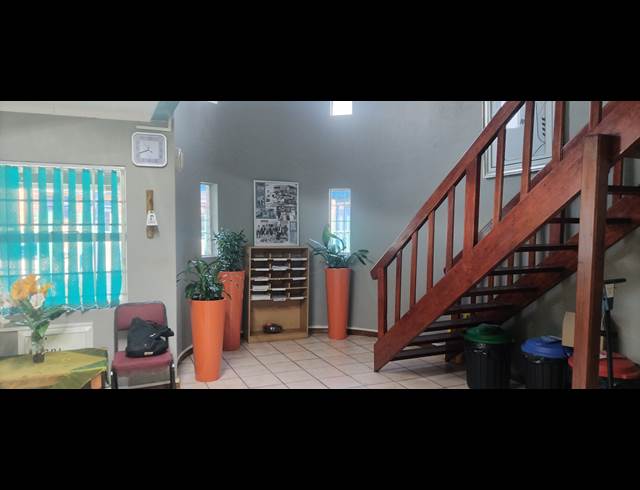 687M² BUILDING TO LET IN NELSPRUIT INDUSTRIAL