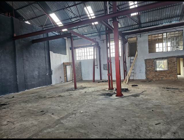 360M² WAREHOUSE TO LET IN BRAKPAN CENTRAL