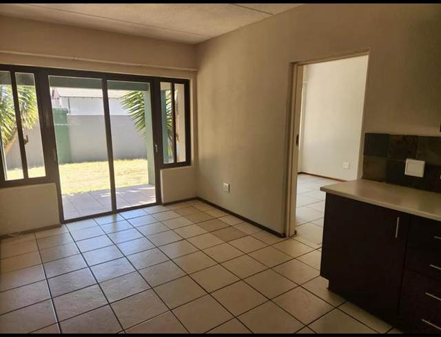 2 BEDROOM PROPERTY TO RENT IN HONEYDEW