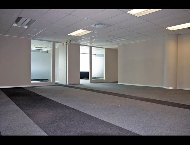 770M² OFFICE TO LET IN SANDOWN