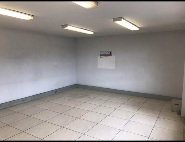 279M² WAREHOUSE TO LET IN WESTMEAD