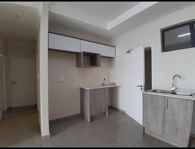 2 BEDROOM PROPERTY TO RENT IN RASLOUW
