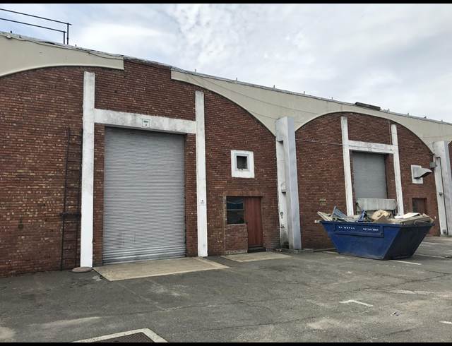 1,003M² FACTORY TO LET IN BEACONVALE