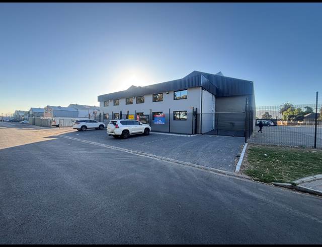 1,972M² WAREHOUSE TO LET IN BEACONVALE