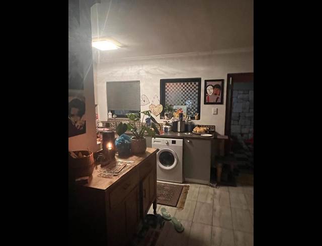 2 BEDROOM PROPERTY TO RENT IN BO KAAP