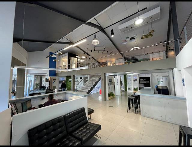 760M² BUILDING TO LET IN GARDENS