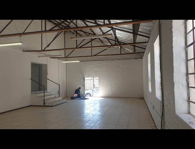 333M² FACTORY TO LET IN SALT RIVER
