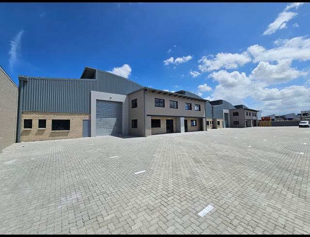 1,536M² WAREHOUSE TO LET IN FIRGROVE INDUSTRIAL ESTATE