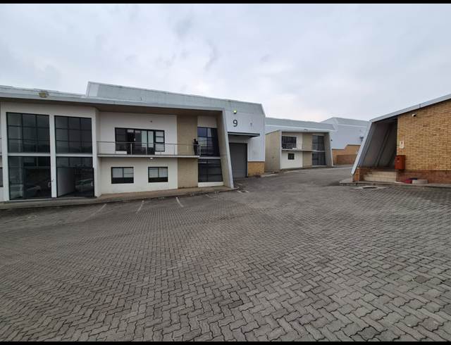 1,166M² WAREHOUSE TO LET IN LINBRO PARK