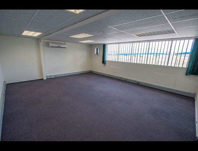 1,444M² WAREHOUSE TO LET IN KYALAMI