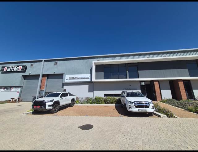 428M² WAREHOUSE TO LET IN BONNIE BRAE