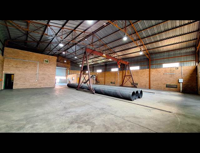 900M² WAREHOUSE TO LET IN NELSPRUIT INDUSTRIAL