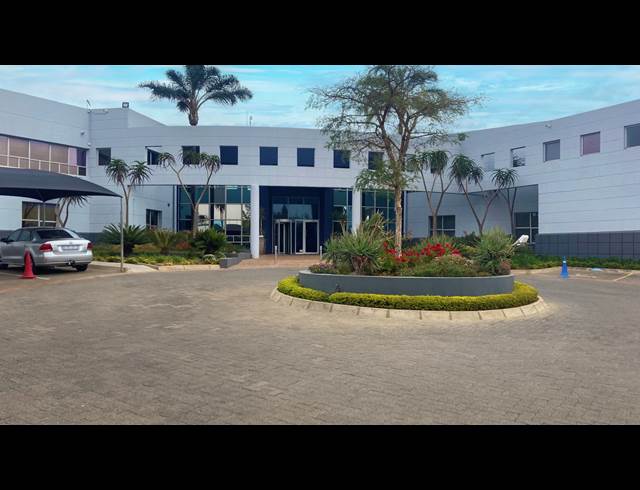 12,844M² WAREHOUSE TO LET IN RANDJESPARK