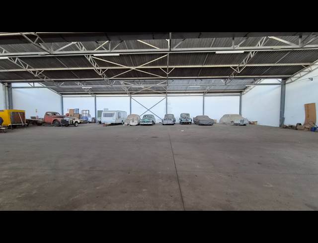 900M² WAREHOUSE TO LET IN ELANDSFONTEIN