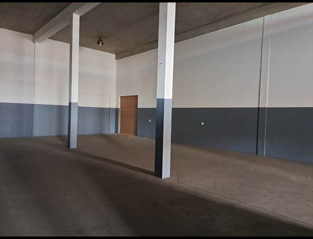 761M² WAREHOUSE TO LET IN POMONA