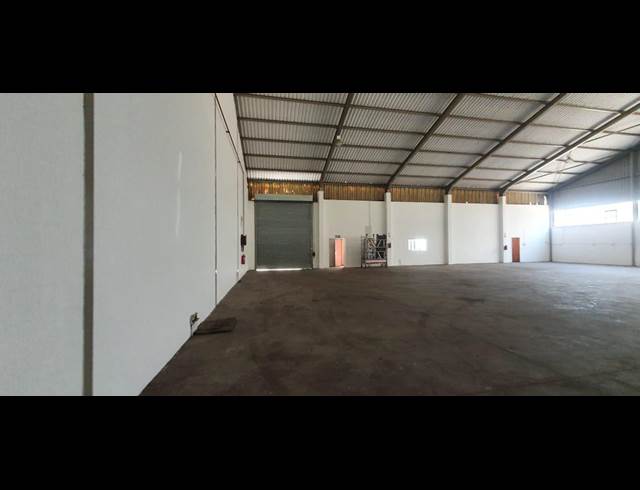 600M² WAREHOUSE TO LET IN EPPING INDUSTRIAL